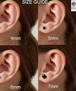 size guide Gold Martini round Black brilliant cut cubic zirconia 3-prong solitaire diamond earrings for a elegant style