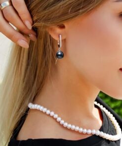 model wearing-SIVYAA Solitaire Classic Black Pearl Drop Dangle pure silver Hoop Earrings